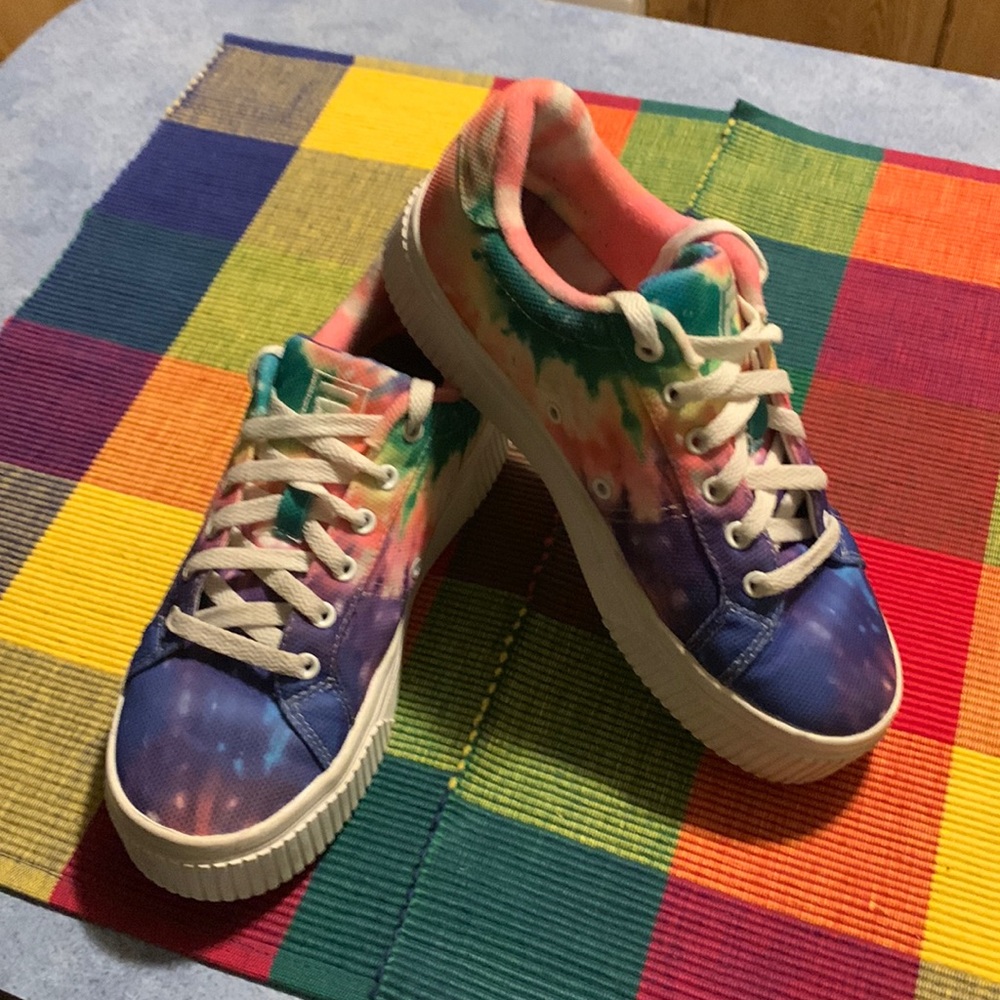 Fula platform sneaker